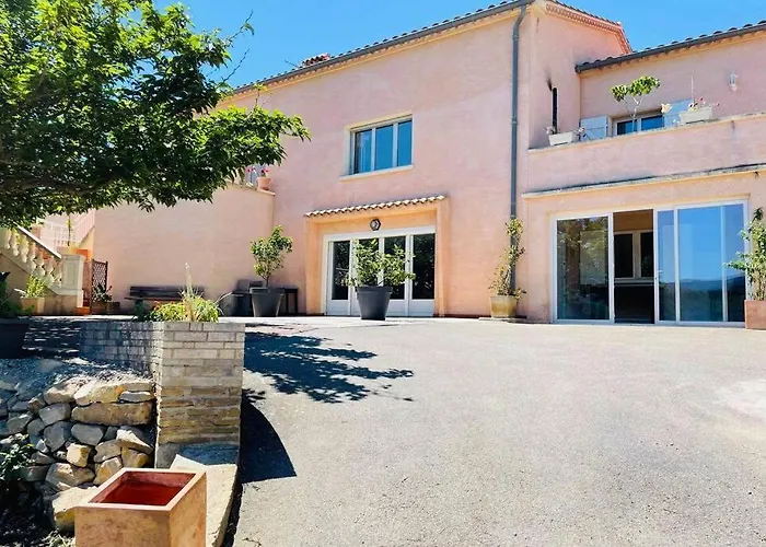 Charmante Maison Avec Jacuzzi
